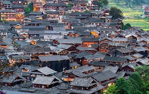 石嘴山6种常见的外墙仿石漆施工工艺！